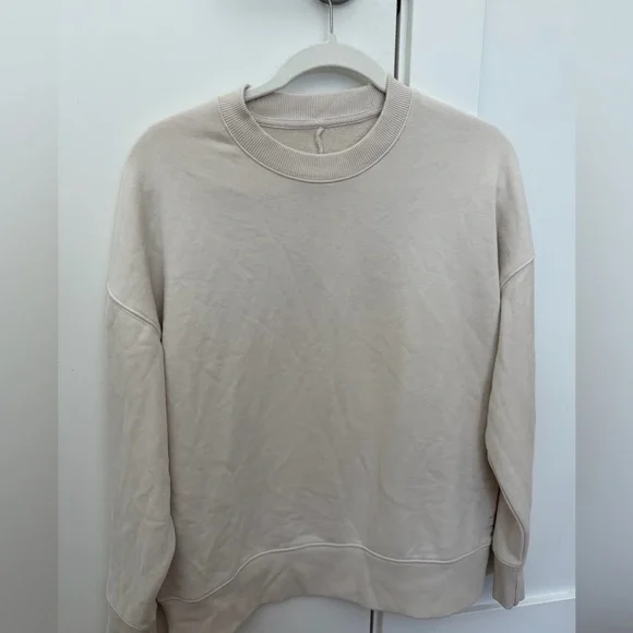 VUORI Sedona Weekender Crew in Bone color - BRAND NEW - Picture 3 of 7